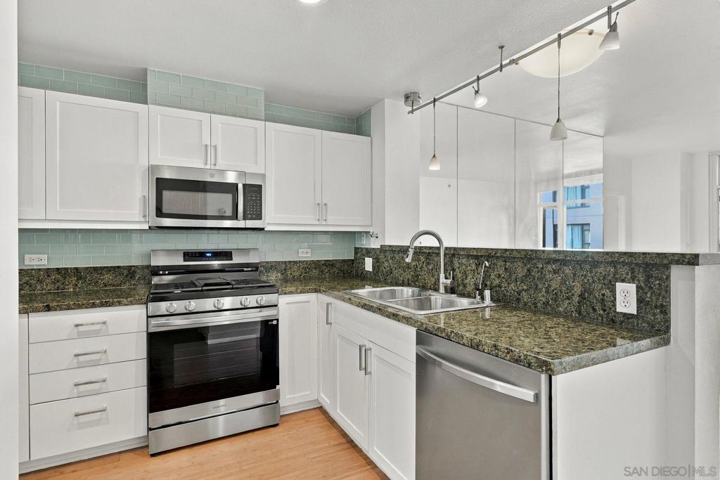 530 K St 401 Property Photo 22