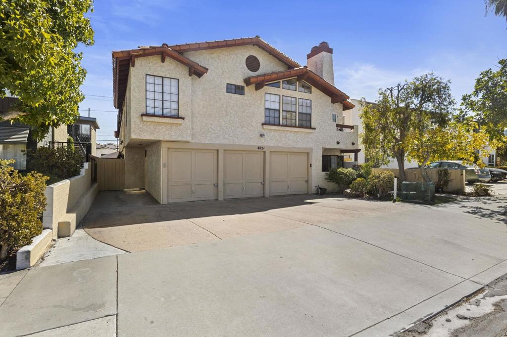 4051 Iowa 3 Property Photo 1