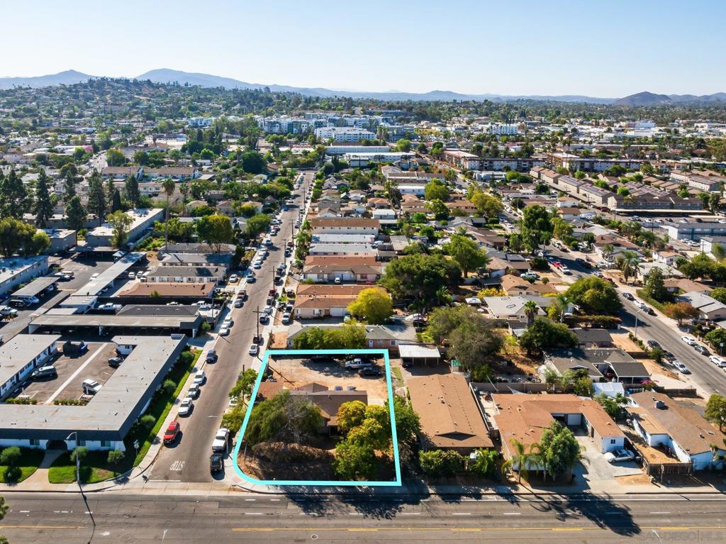 561 E Mission Property Photo 2