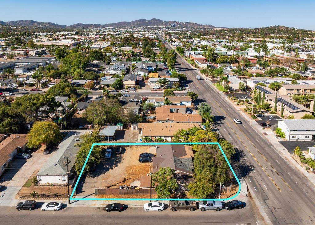 561 E Mission Property Photo 4