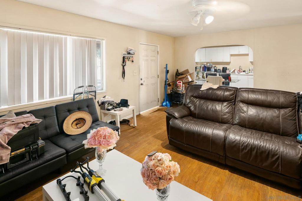 561 E Mission Property Photo 12