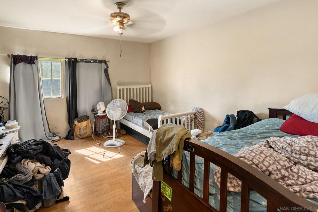 561 E Mission Property Photo 19