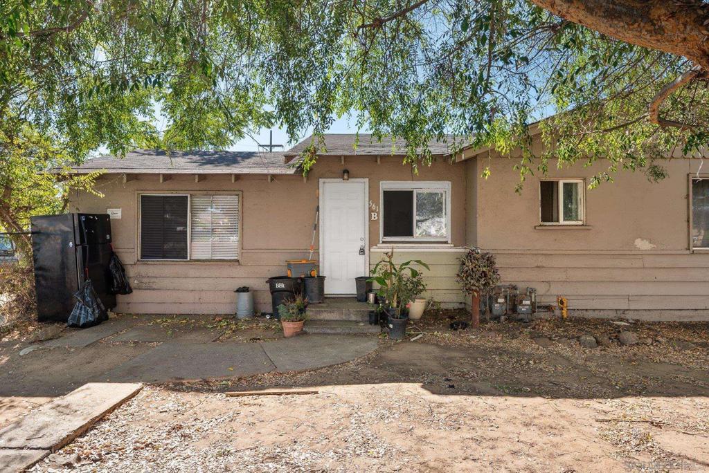561 E Mission Property Photo 21