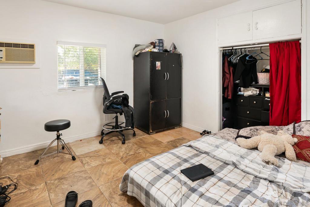 561 E Mission Property Photo 31