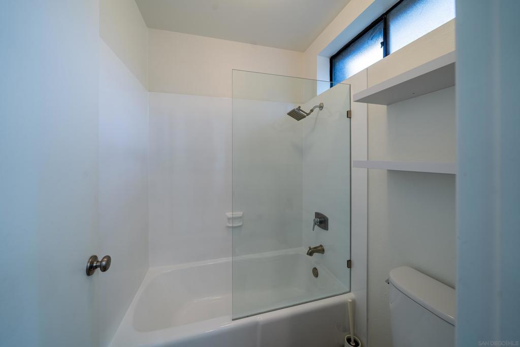 4285 Caminito Pintoresco Property Photo 18
