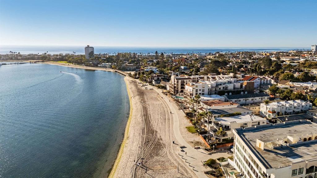 1177 Pacific Beach Drive #a Property Photo 8