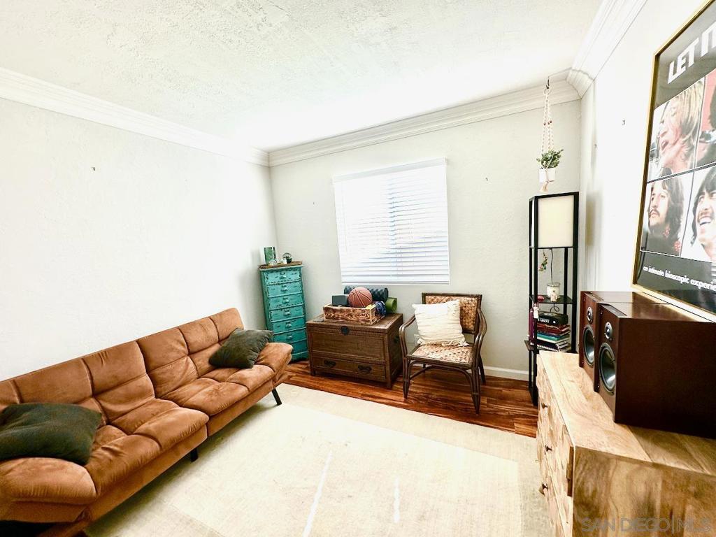 10216 Empress Ave Property Photo 15