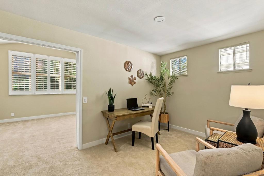 18093 Colonnades Pl Property Photo 34