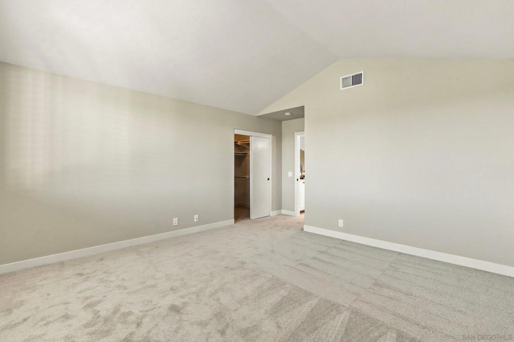 18093 Colonnades Pl Property Photo 38