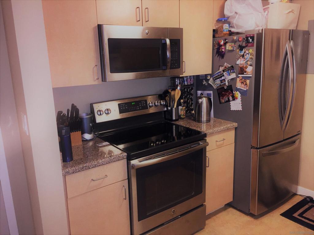 425 W Beech St 333 Property Photo 2
