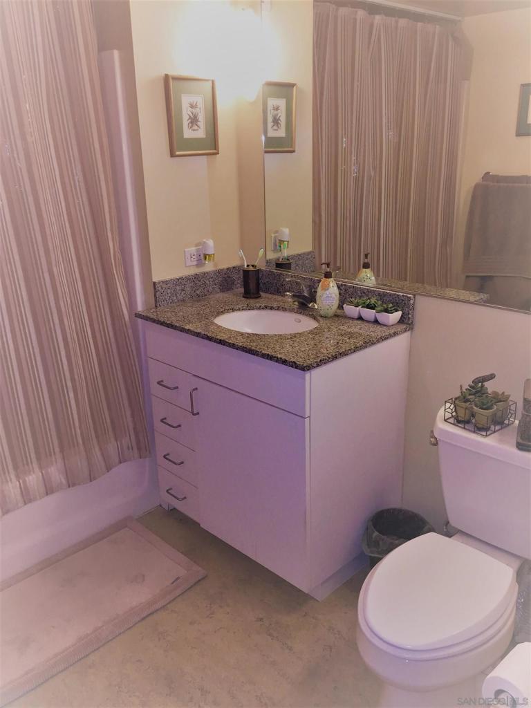 425 W Beech St 333 Property Photo 6