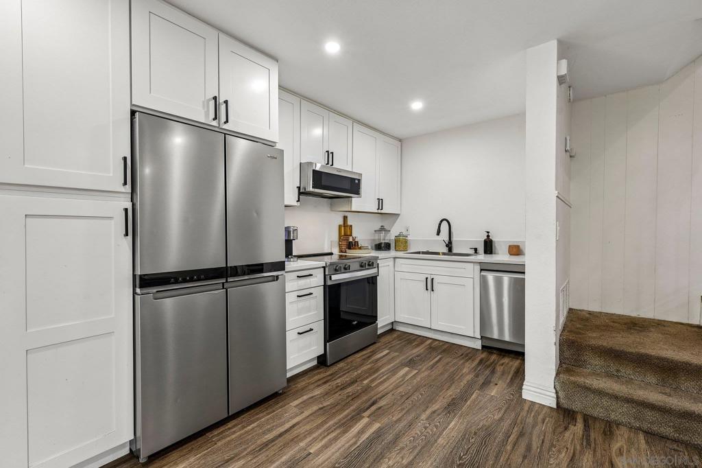 6928 Camphor Property Photo 7