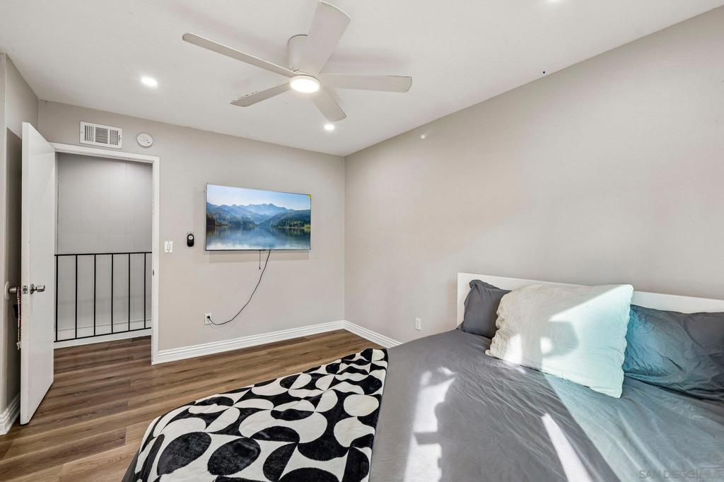 6928 Camphor Property Photo 13