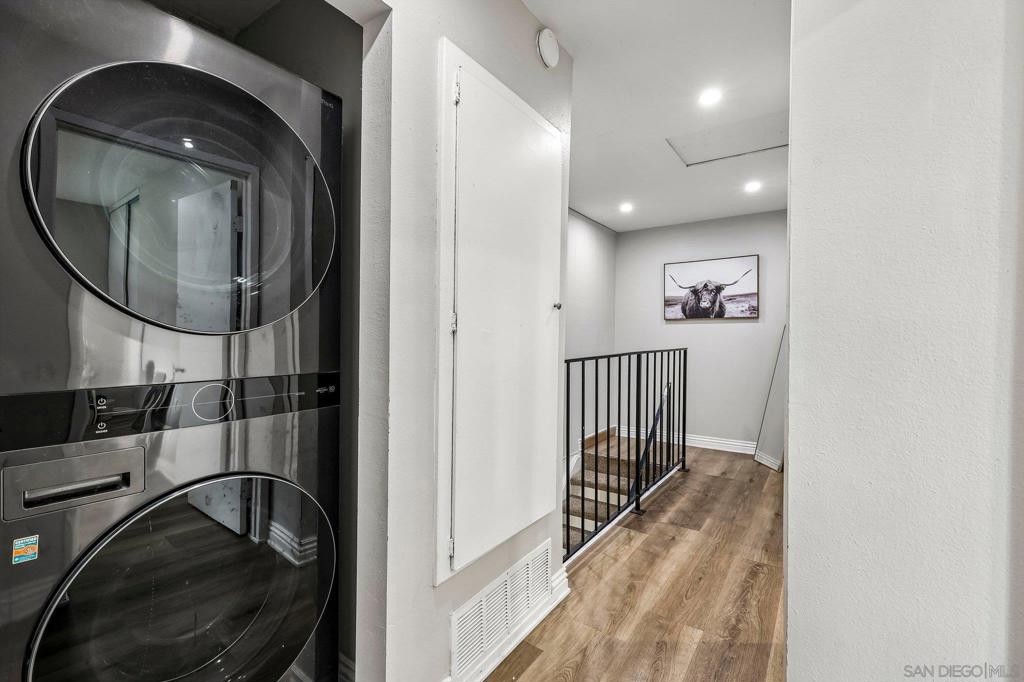 6928 Camphor Property Photo 15