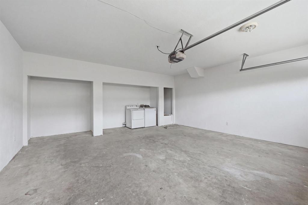 3136 44th Street Property Photo 11