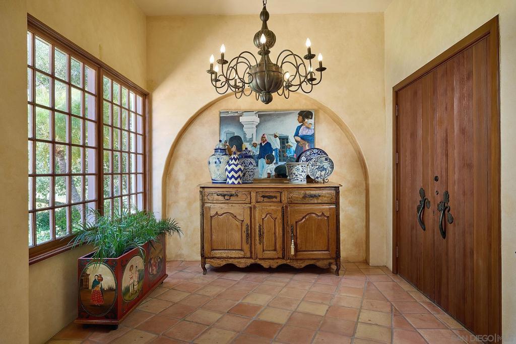 6525 Lago Lindo Property Photo 14