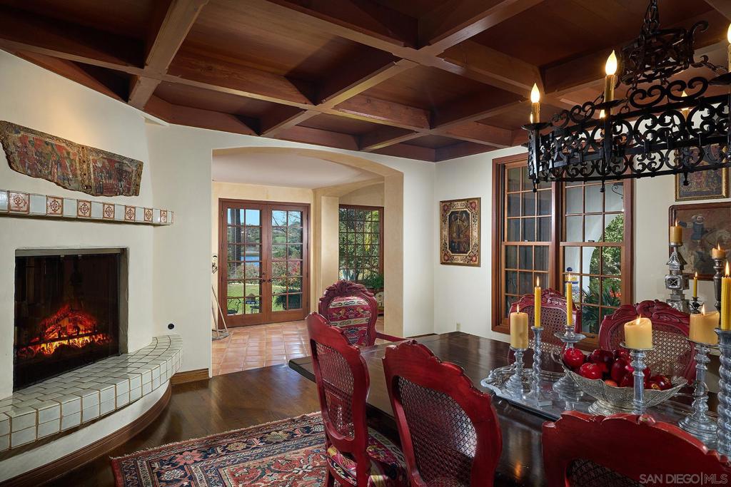 6525 Lago Lindo Property Photo 15