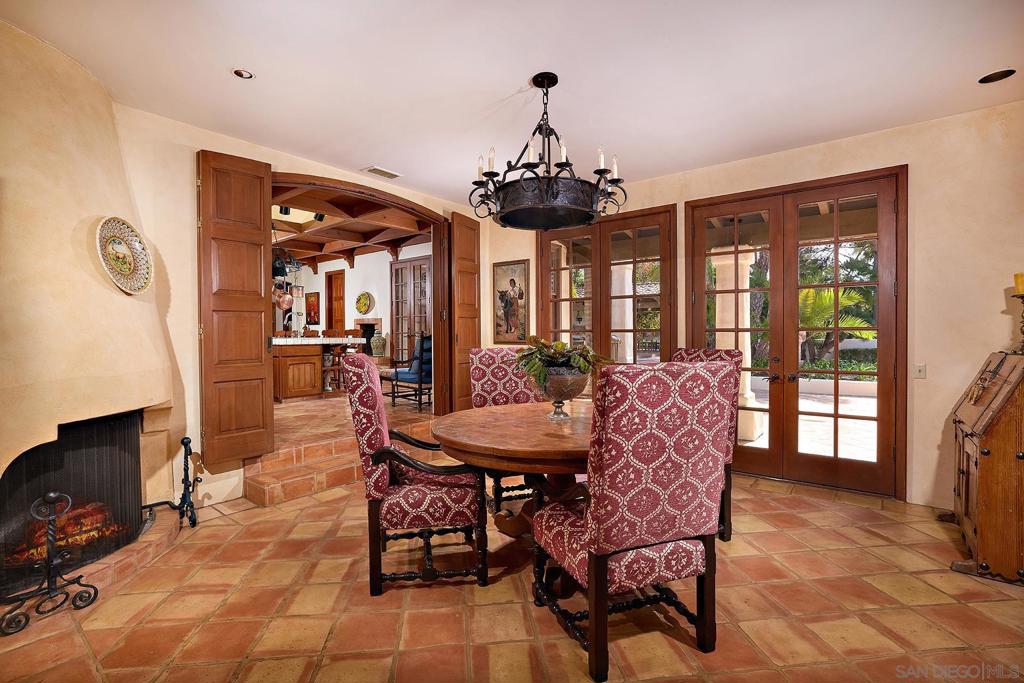6525 Lago Lindo Property Photo 17