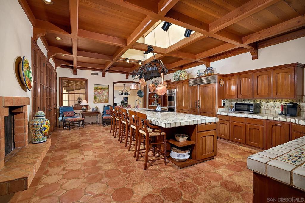 6525 Lago Lindo Property Photo 24