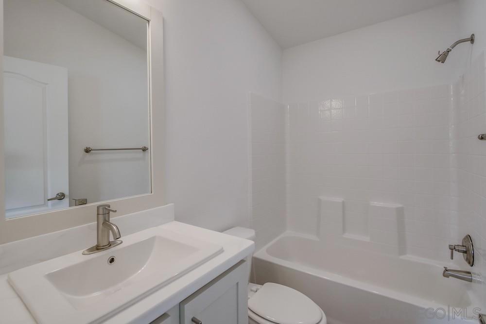 4026 Charles St Property Photo 57