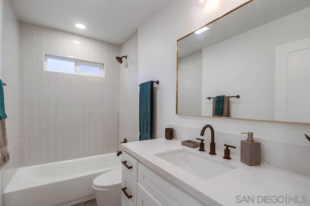 4026 Charles St Property Photo 71