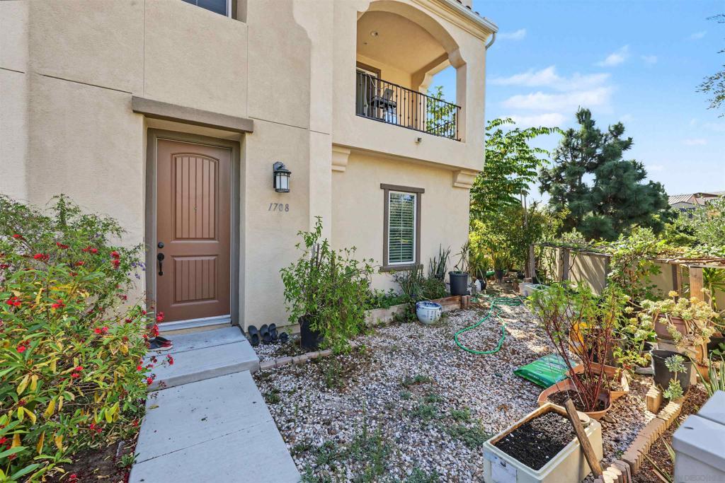 1708 Santa Celine Property Photo 3