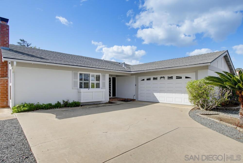 12419 Nacido Drive Property Photo 4