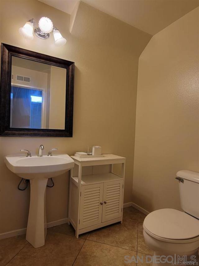 9560 Compass Point Drive S 3 Property Photo 21