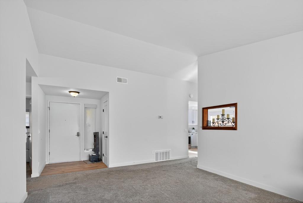 1461 Autumn Woods Pl Property Photo 9