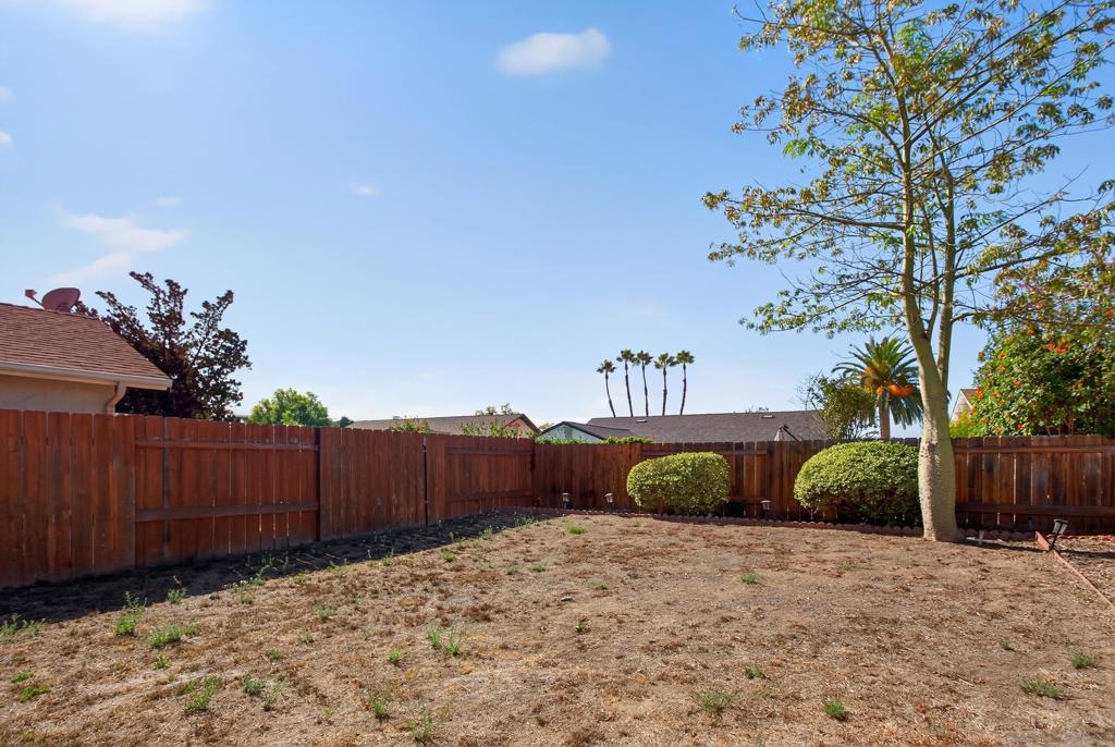 1461 Autumn Woods Pl Property Photo 24