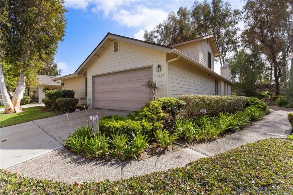10424 Ridgewater Ln Property Photo 2