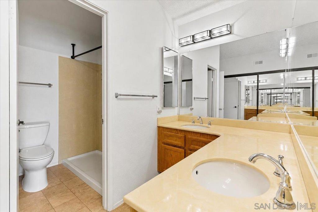 10424 Ridgewater Ln Property Photo 20