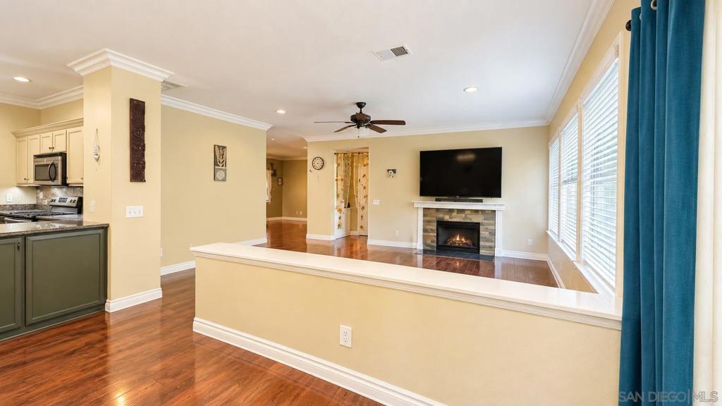 1387 Corte Bagalso Property Photo 5
