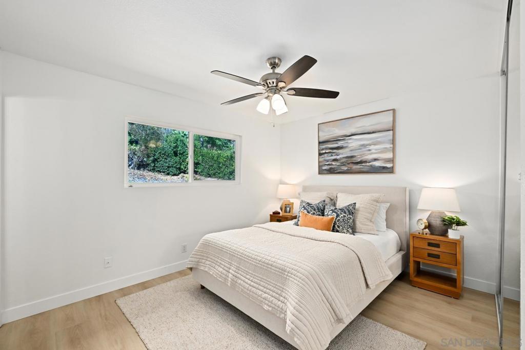 13530 Utopia Property Photo 11