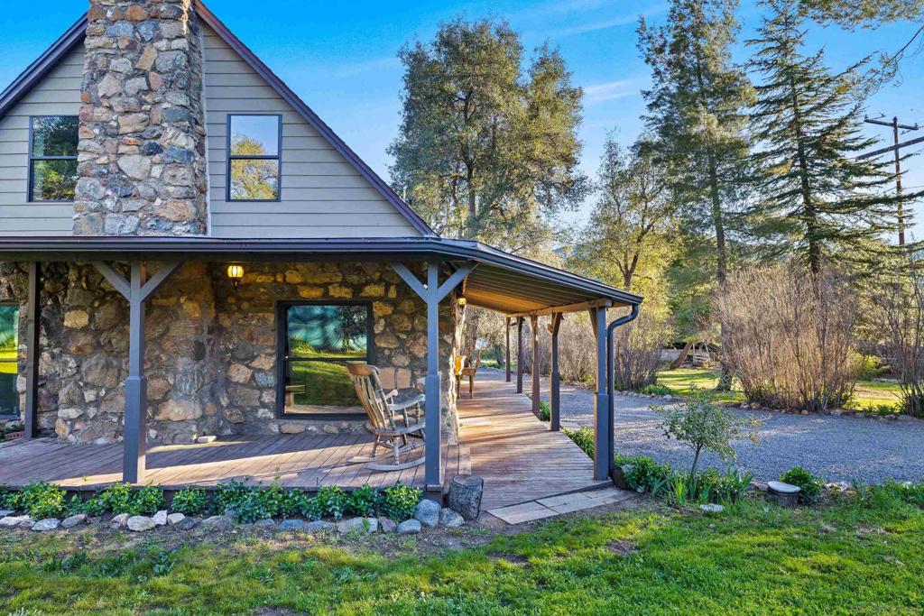 27546 Old Highway 80 Property Photo 3