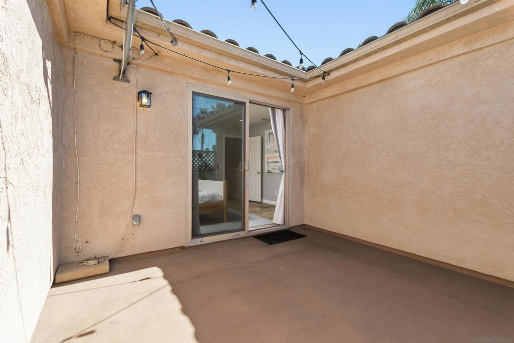 1134 Grand Ave Property Photo 21