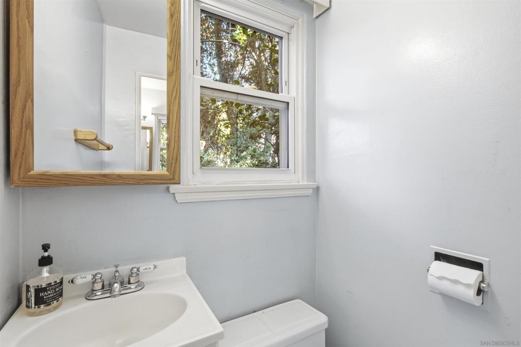 10810 Fuerte Dr. Property Photo 21