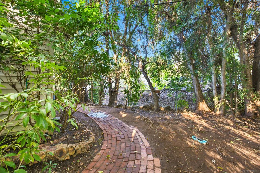 10810 Fuerte Dr. Property Photo 25