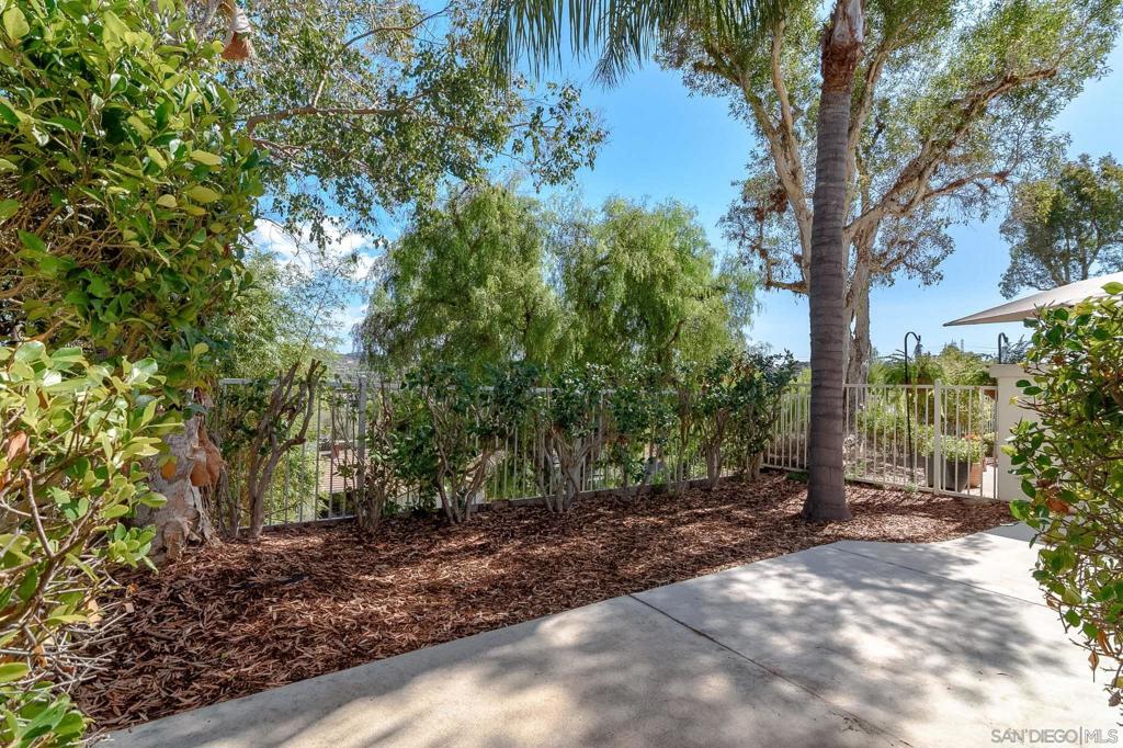 4849 Flying Cloud Way Property Photo 4