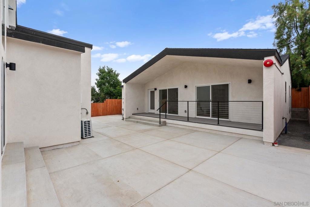 2743 45 Wilma St Property Photo 10