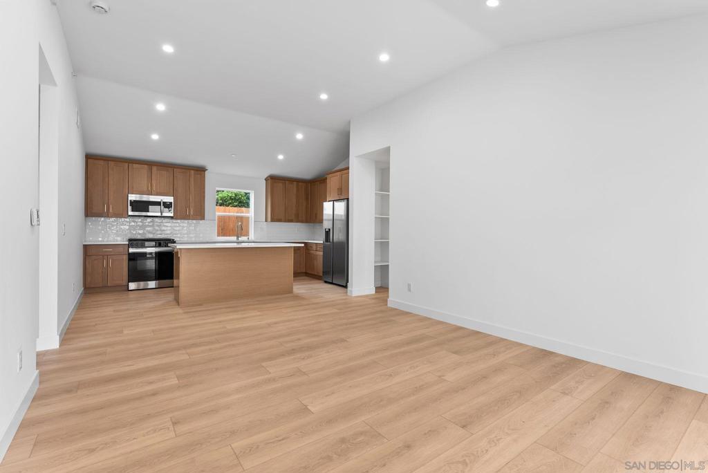 2743 45 Wilma St Property Photo 21