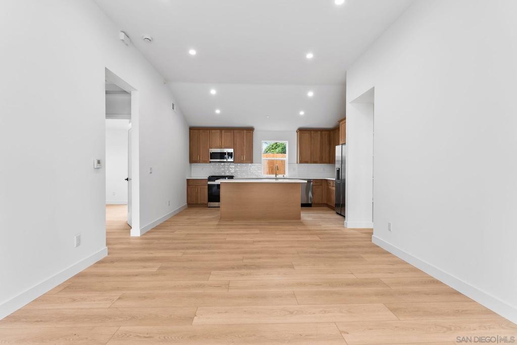 2743 45 Wilma St Property Photo 22