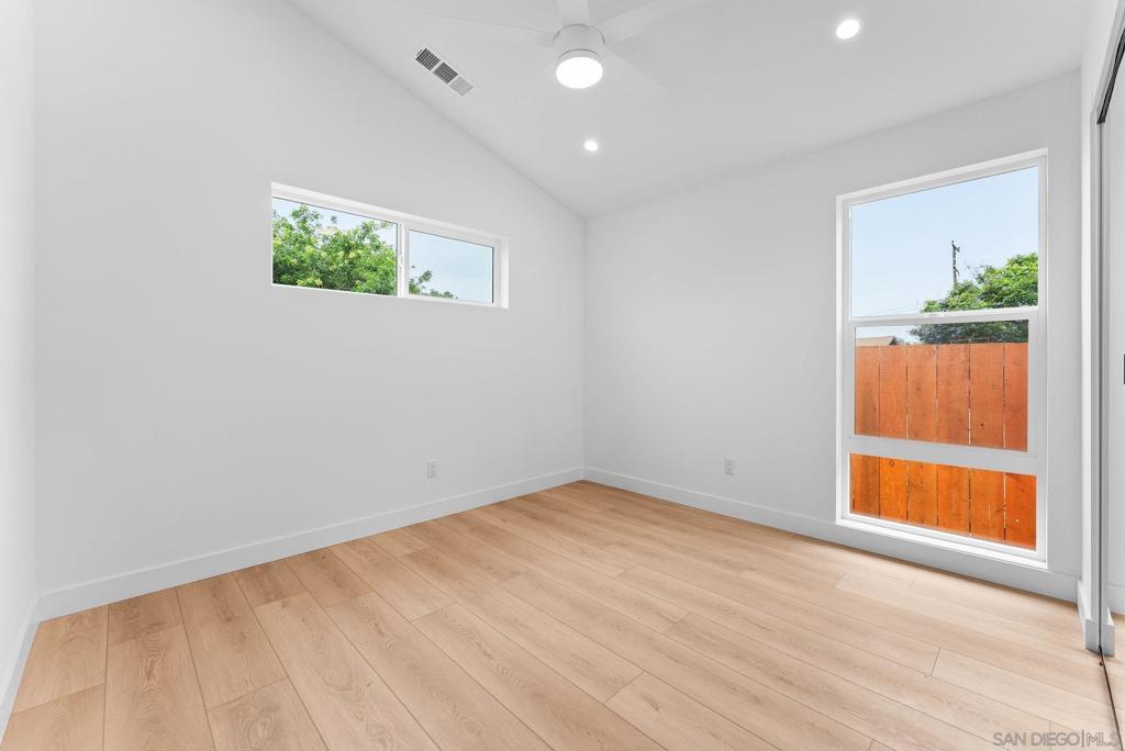 2743 45 Wilma St Property Photo 53
