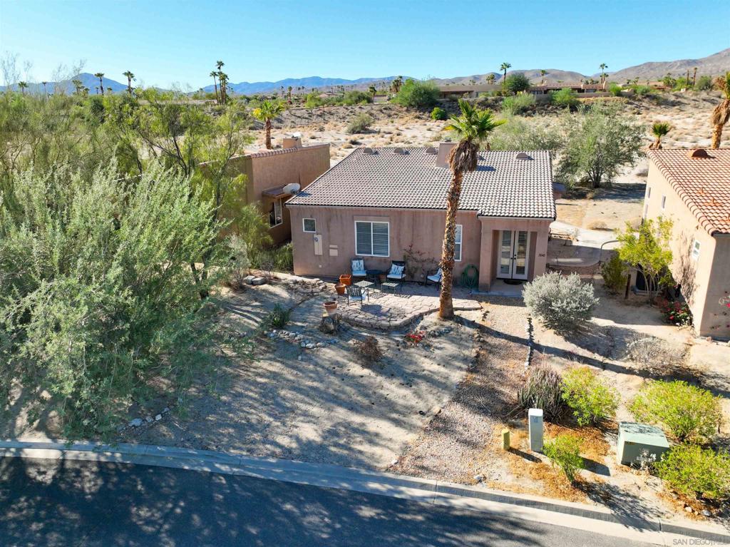 1840 Las Casitas Dr Property Photo 3