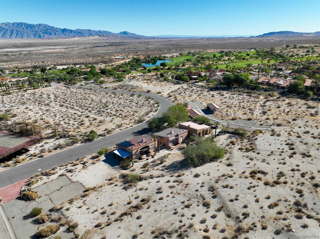 1840 Las Casitas Dr Property Photo 17