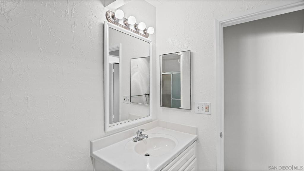 5750 Amaya Dr 33 Property Photo 31