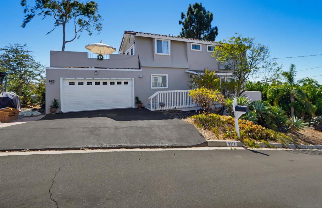 9811 Eucalyptus Street Property Photo 1