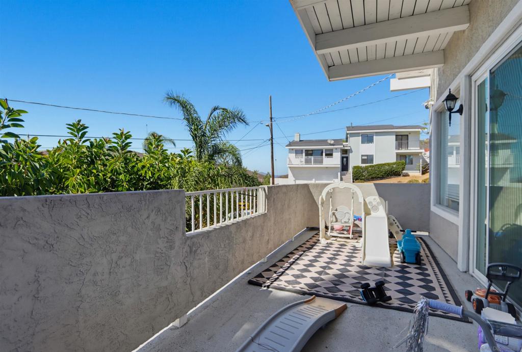 9811 Eucalyptus Street Property Photo 18