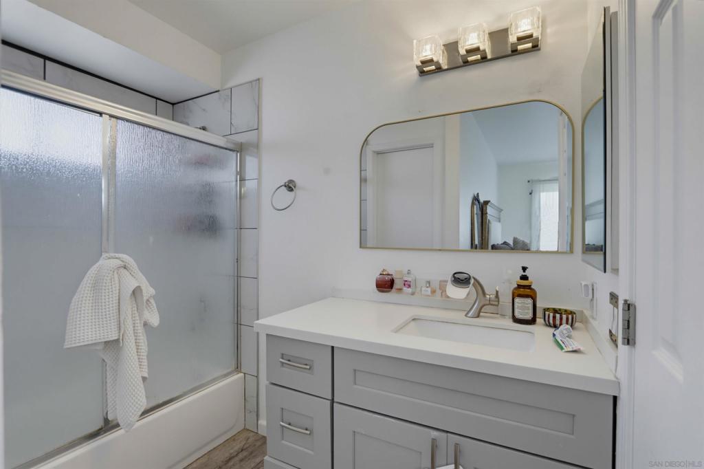 9811 Eucalyptus Street Property Photo 26