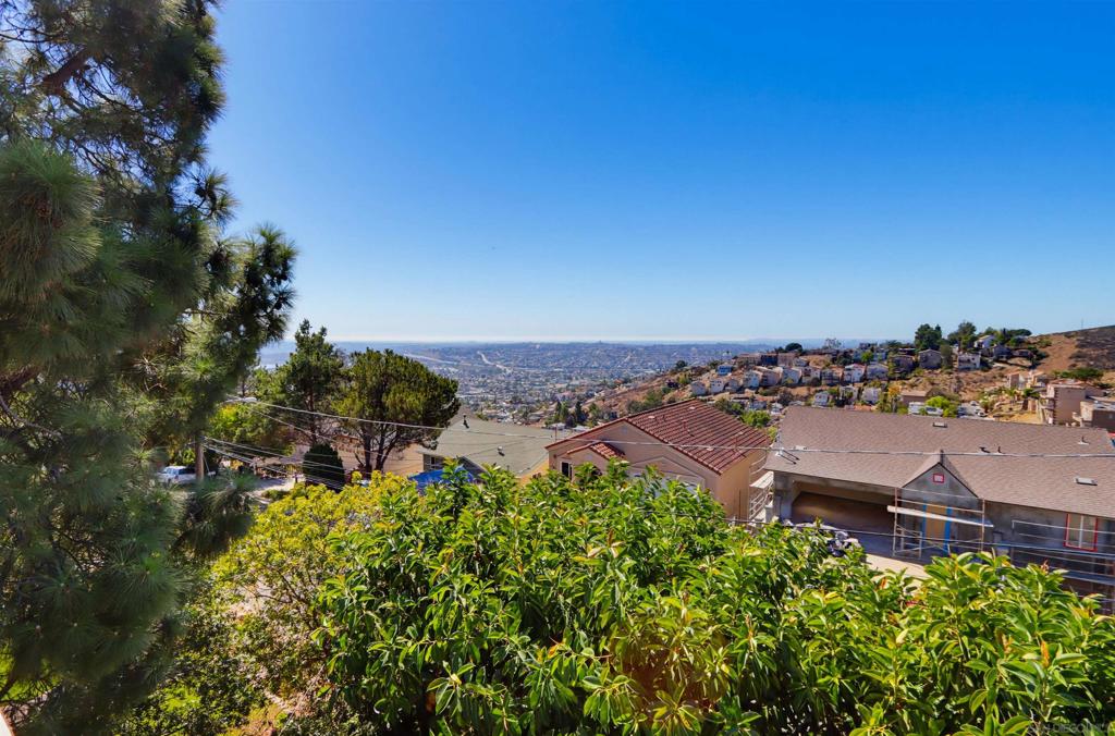 9811 Eucalyptus Street Property Photo 34
